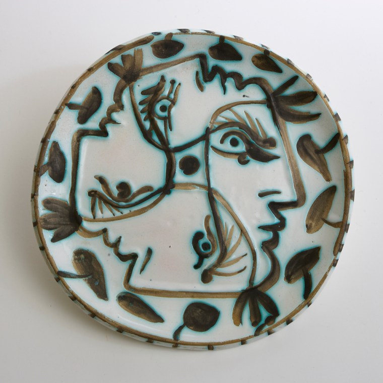 Pablo-Picasso_-Four-Enlaced-Profiles_-1949.-Image-by-kind-permission-of-the-Estate-of-Lord-and-Lady-Attenborough-and-The-Leicester-Arts-and-Museums-Service