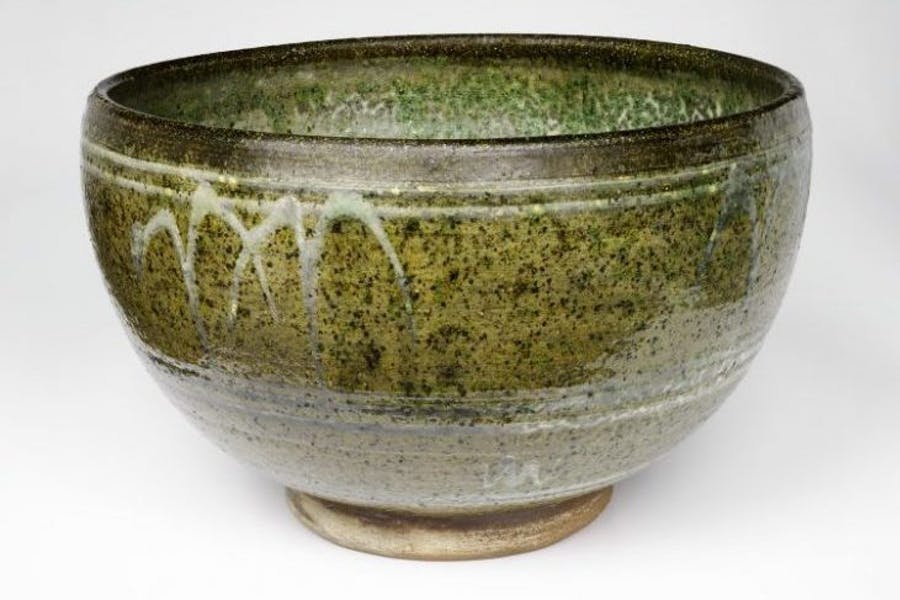 michael-cardew_rose-bowl-e1503060455252